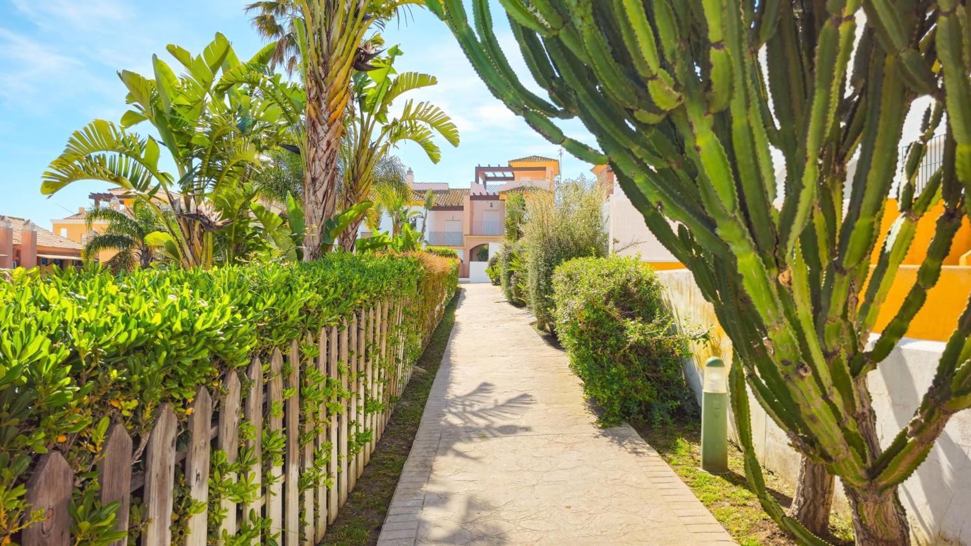 סהרה דה לוס אטונס Zahara Sol Villas Y Apartamentos By Qhotels מראה חיצוני תמונה